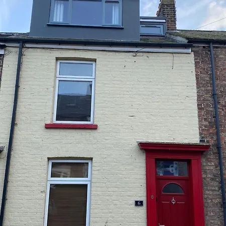 Nanny And Chips House Whitby